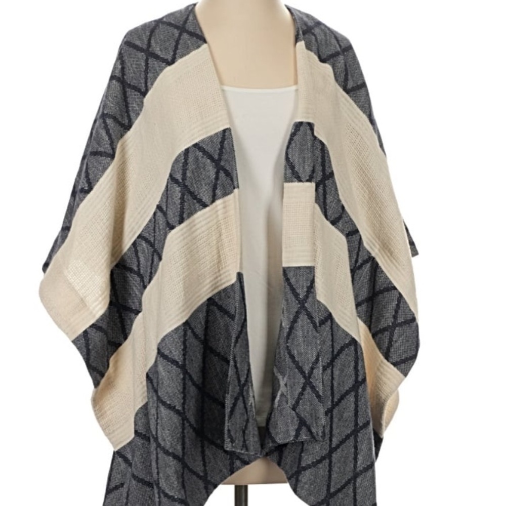 Tory Burch Ryder Poncho Shawl Wrap Navy Cream Geometric Stripe Boho Travel - Picture 2 of 7